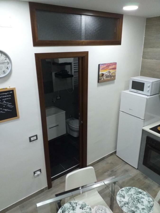 Sasy Jr House Via San Mattia 72 Appartement Napels Buitenkant foto