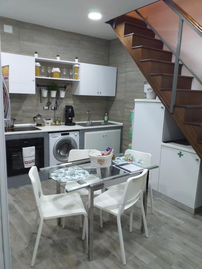 Sasy Jr House Via San Mattia 72 Appartement Napels Buitenkant foto
